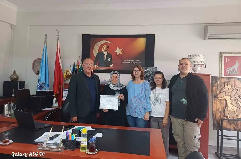 Bandırma’da azim ve kararlılıkla gelen başarı 7 ayda okuma yazma öğrendi
