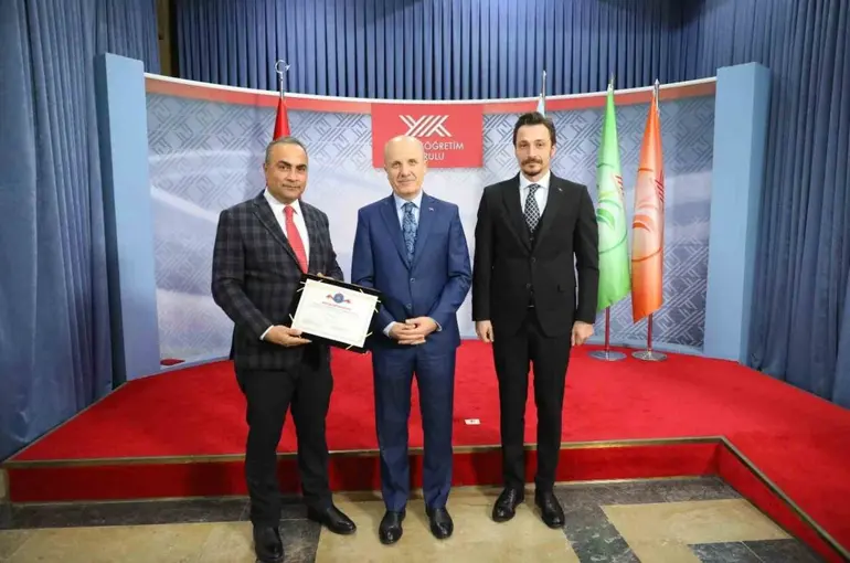 BARÜ’nün 7 programı "Engelsiz Üniversite Program Nişanı" aldı

