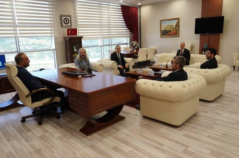 BARÜ’nün mühendislik programları akreditasyon başarılarını 5 yıla tamamladı
