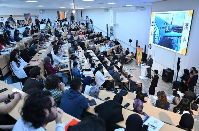 Başkan Altay, Tıp Fakültesi Öğrencileriyle Buluştu