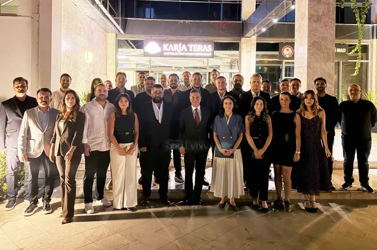Başkan Aras Muğla Gelişim Derneği’nin geleneksel grup toplantısına katıldı

