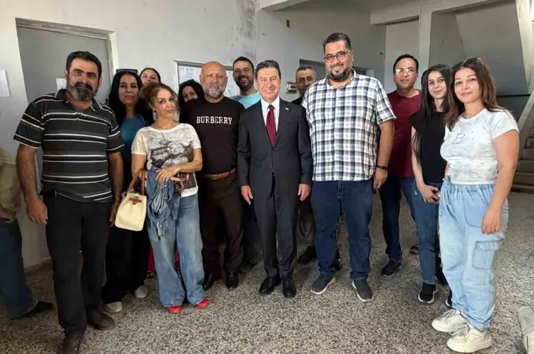 Başkan Aras, Suriye ziyaretinde Bayır-Bucak Türkmenleri ile bir araya geldi
