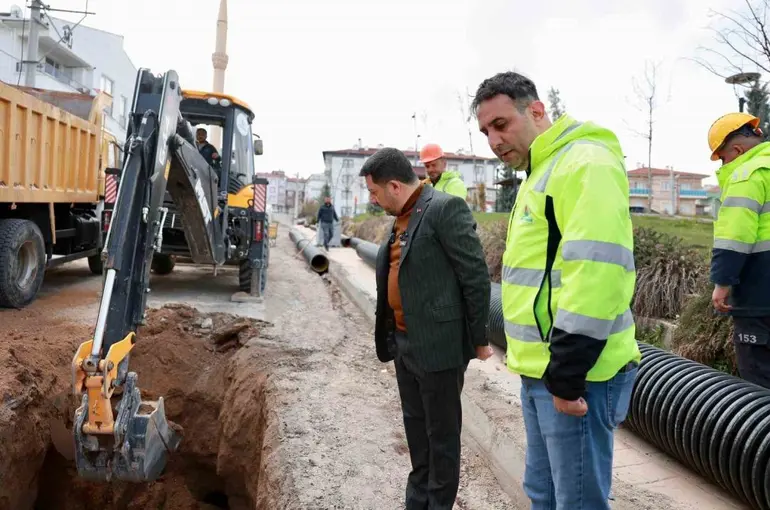 Başkan Arı: "Bu şehirde altyapı ve üstyapı problemi kalmayacak"
