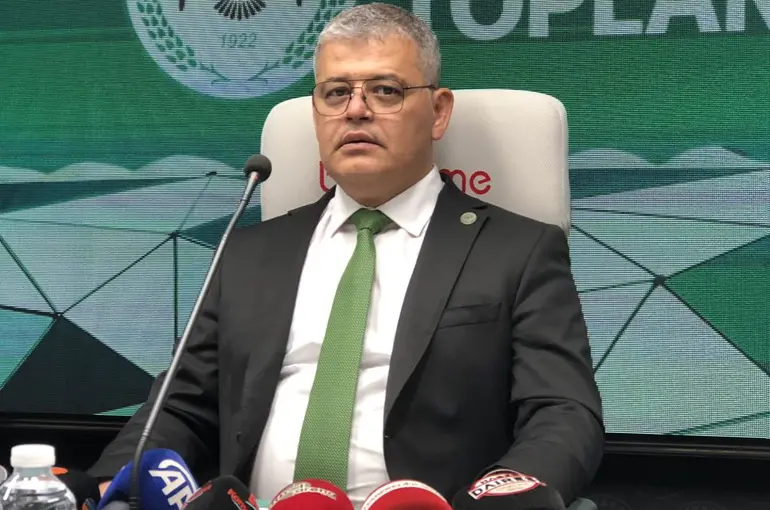 Başkan Atiker’den camiaya birlik mesajı:  Ayağa kalkacağız