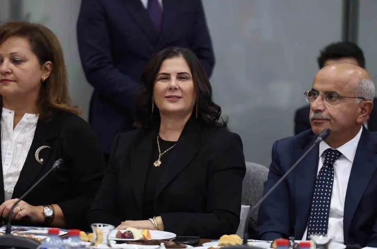 Başkan Çerçioğlu: "Vatandaşlarımızı hizmetle buluşturmaya devam edeceğiz"
