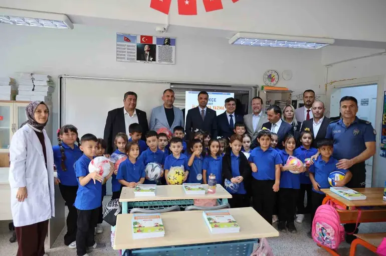 Başkan Durgut, öğrencilerle bir araya geldi
