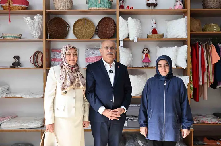 Başkan Er: "Kadınlarımızın el emeğini ekonomiye kazandırıyoruz"
