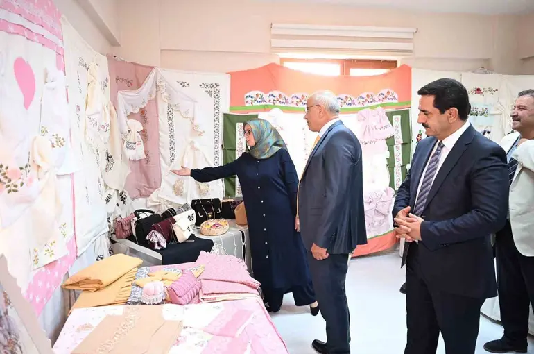 Başkan Er: "Üreten kadınlarımız için çarşı oluşturacağız"
