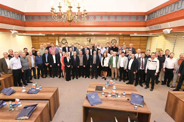 Başkan Erdoğan, Denizli ve Türkiye ekonomisindeki güncel gelişmeleri değerlendirdi
