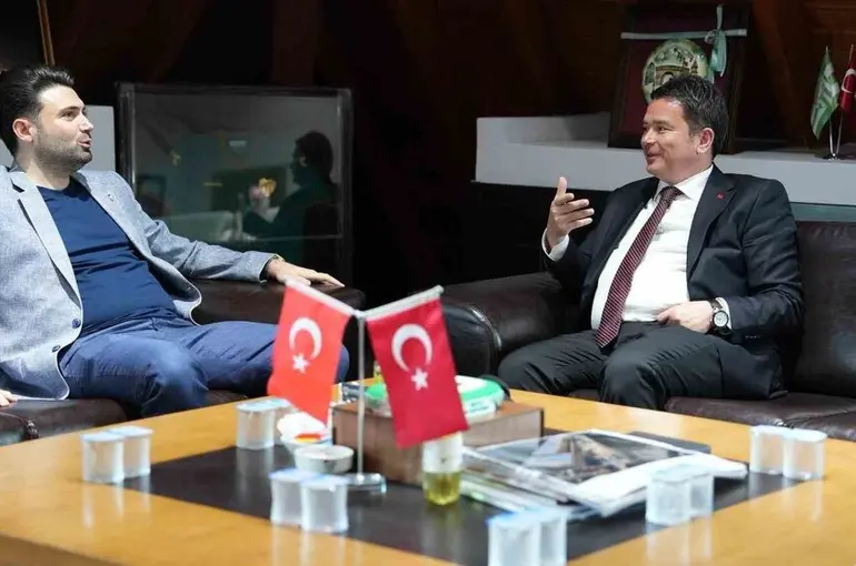 Başkan Erkan Aydın’dan Bursaspor’a ziyaret
