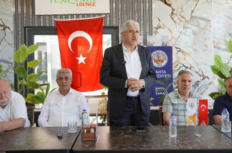 Başkan Hallaç’tan hizmet ve yatırım değerlendirmesi
