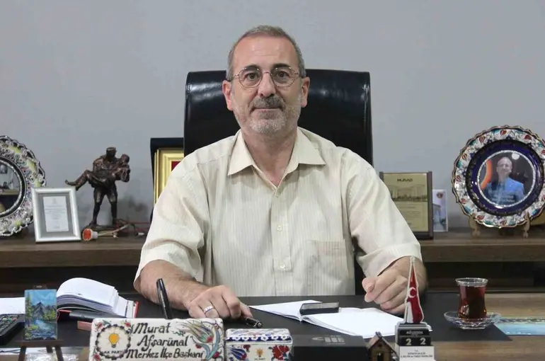 Başkan Murat Afşarünal’dan Zafer Meydanı’ndaki yiyecek standlarına tepki
