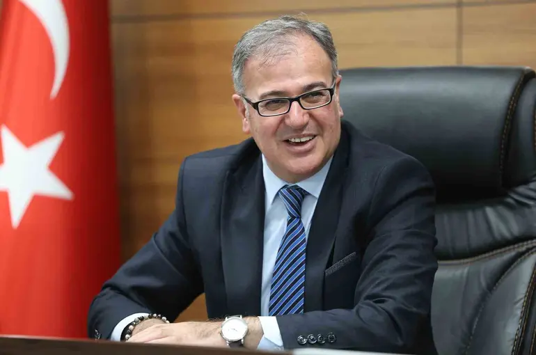 Başkan Özdoğan: "Güçlü yarınlarımızın en önemli güvencesi eğitim"
