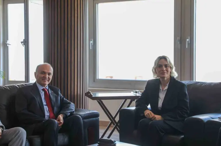 Başkan Özlü’den Akçakoca’ya destek
