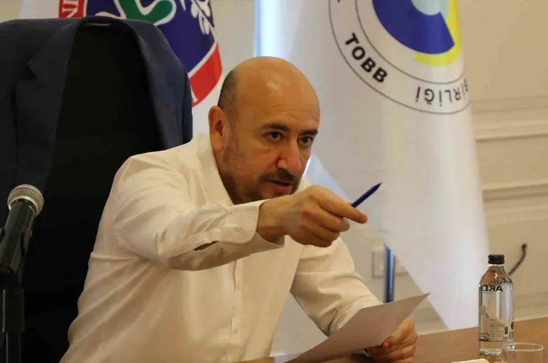 Başkan Ülken: "Sanayideki daralmayı durdurmamız lazım"
