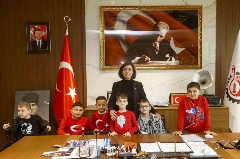 Başkanvekili Özkan özel misafirlerini ağırladı
