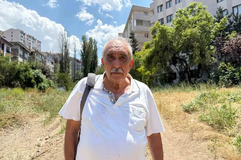 Başkent’in göbeğinde kanalizasyon ve çevre kirliliği isyanı: "Camımızı açamıyoruz"
