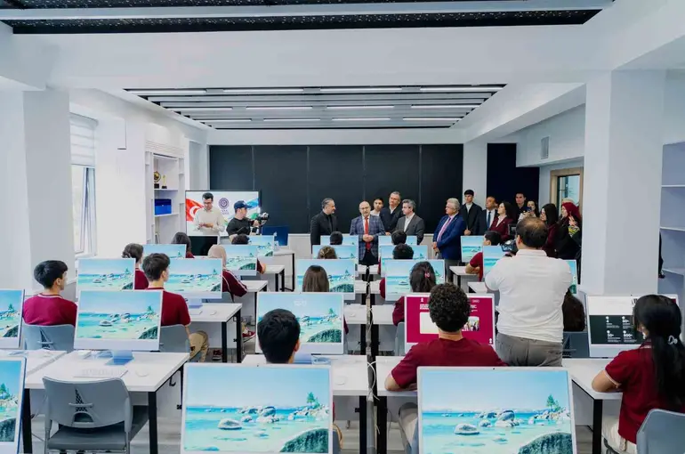 BAU’dan Taşkent’teki okula yapay zeka laboratuvarı
