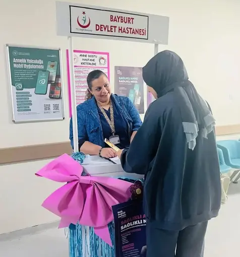 Bayburt’ta anne adaylarına gebe okulu ve mobil uygulama tanıtıldı
