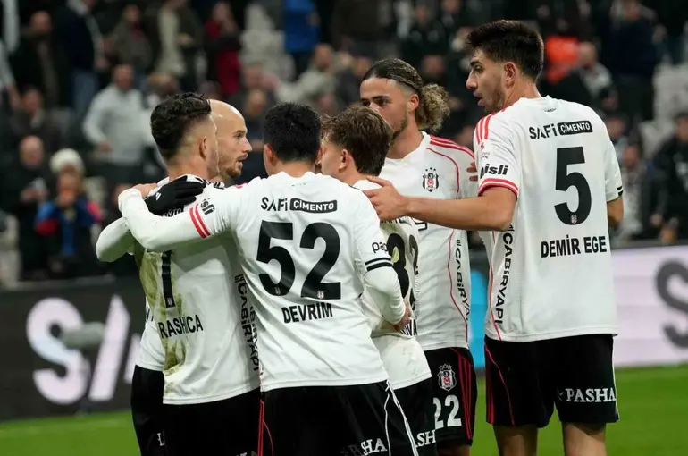 Beşiktaş kupada Fenerbahçe’ye konuk olacak
