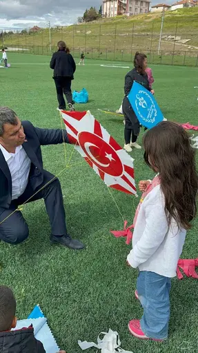 Beylikova’da uçurtma şenliği düzenlendi
