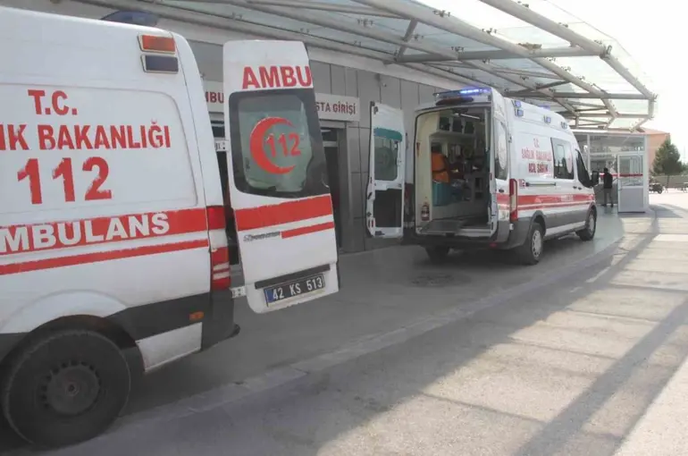 Beyşehir’de iki ayrı trafik kazası: 3 yaralı
