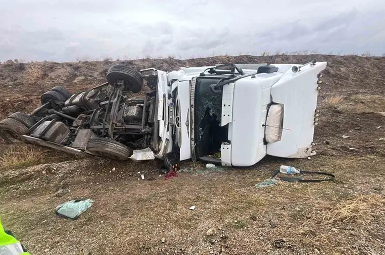 Beyşehir’de trafik kazaları: 6 yaralı