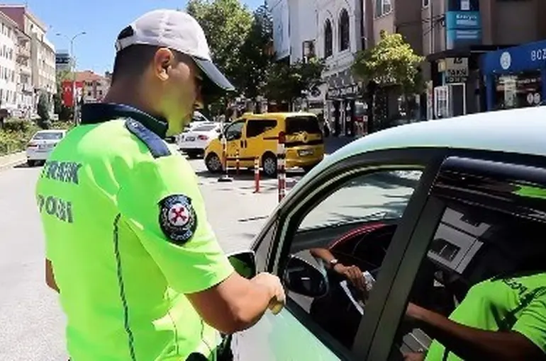 Bilecik’te 792 kişi yaya güvenliği için bilgilendirildi
