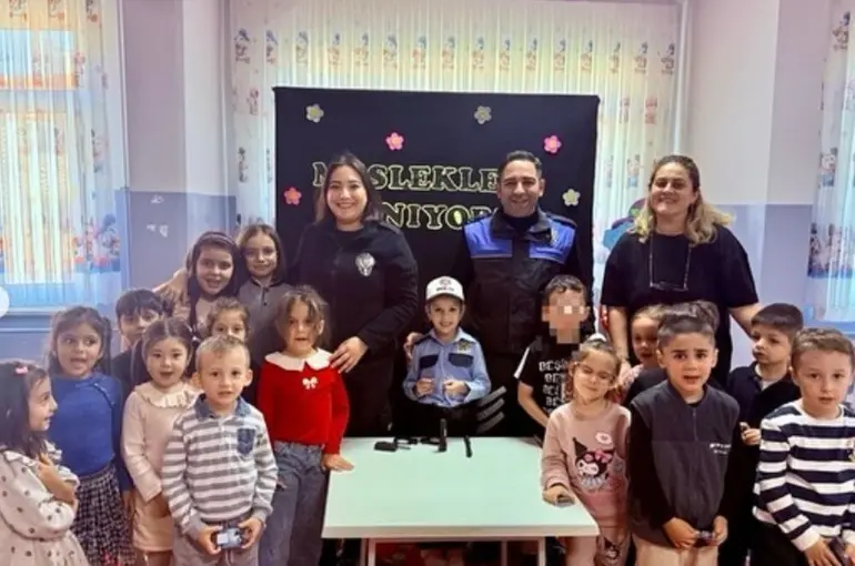 Bilecik’te miniklere polis mesleği ve 112 eğitimi
