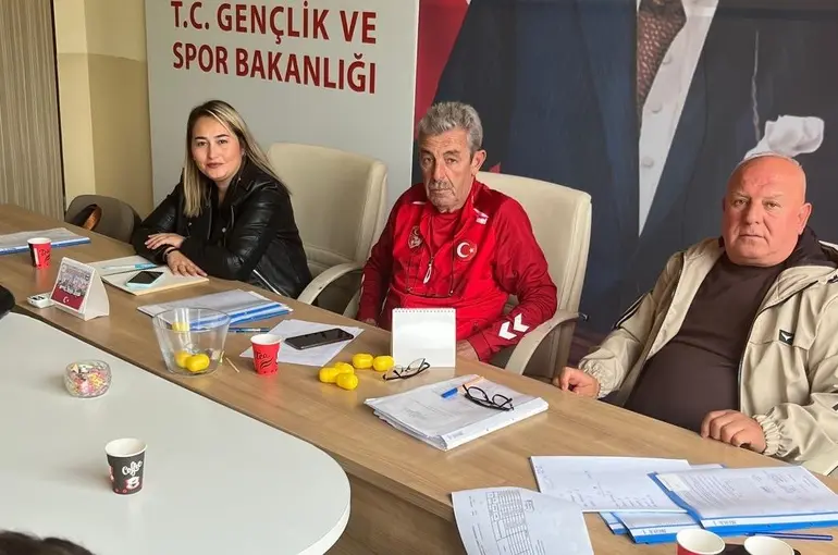 Bilecik’te U14 ile U15 Gençler Ligi kuraları çekildi
