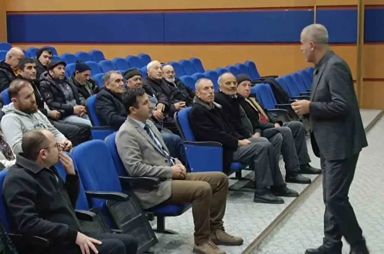 Bilecik’te üreticilere tarım sigortaları anlatıldı

