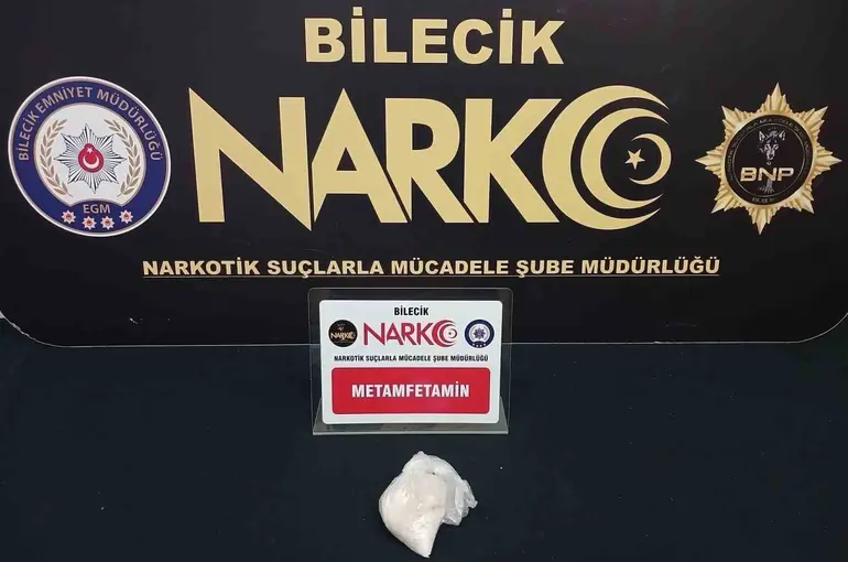 Bilecik’te üzerinde metamfetaminle yakalandı
