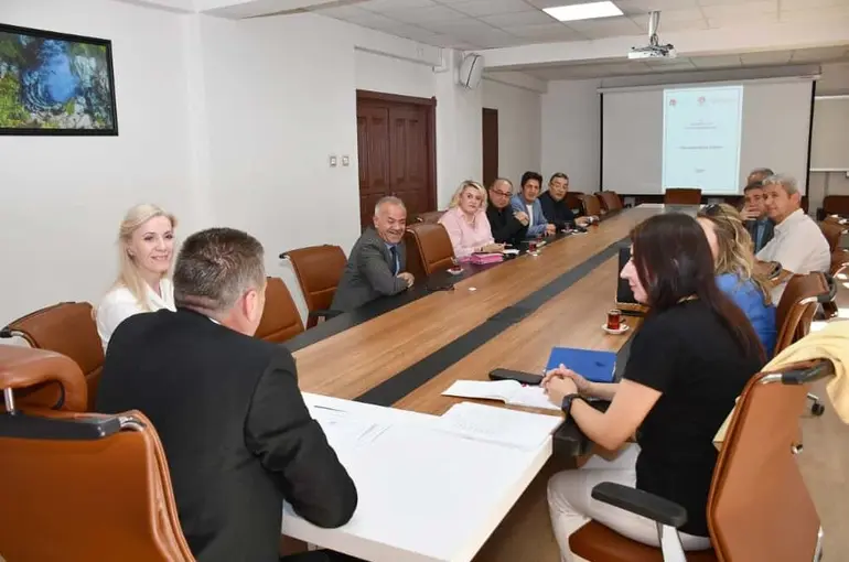 ’Bilge Aileden Bilinçli Topluma Projesi’ toplantısı
