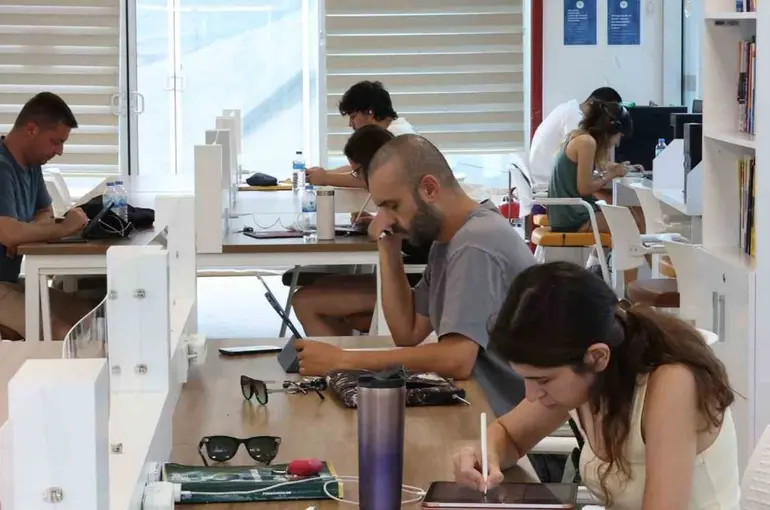 Bilginin merkezi kütüphanelere yoğun ilgi
