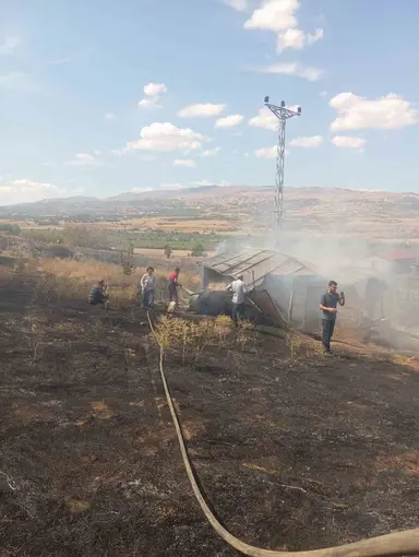 Bingöl’de örtü yangını
