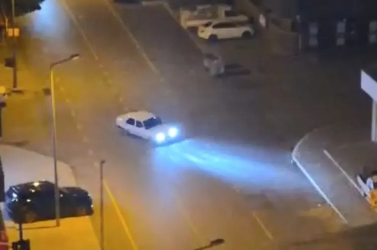 Bir drift attı, iki Tofaş parası gitti: Sürücü 555 bin TL ceza yedi
