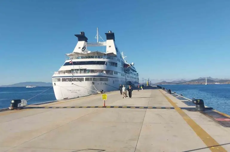 Bodrum’a 277 yolcu ile geldi
