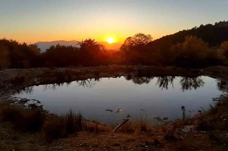 Bolu’da 1500 rakımlı yaylada gün batımı manzarası
