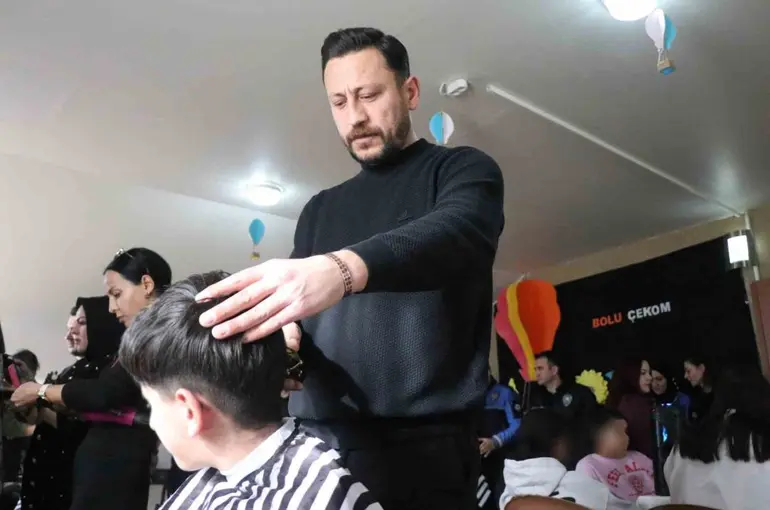 Bolu’da devlet korumasındaki çocuklara manevi dokunuş
