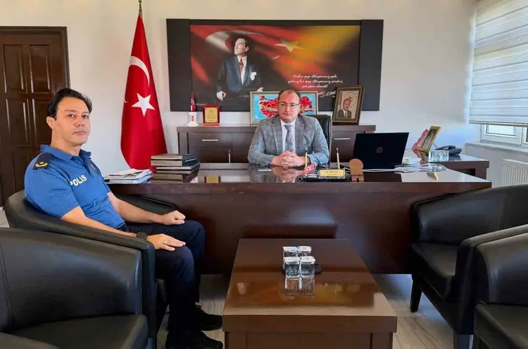 Bolvadin’de Emniyet Müdürü Arıkan görevine başladı
