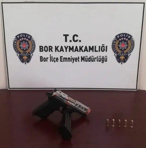 Bor’da silah operasyonu: 2 şüpheli tutuklandı
