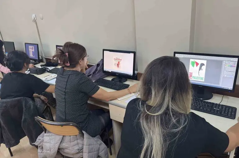 Bornovalı kursiyerlerden Filistin’e destek
