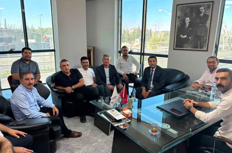 Boyraz’dan İnşaat Mühendisleri Odası’na ziyaret
