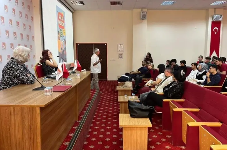 BŞEÜ’de farklı kültürler bir araya geldi
