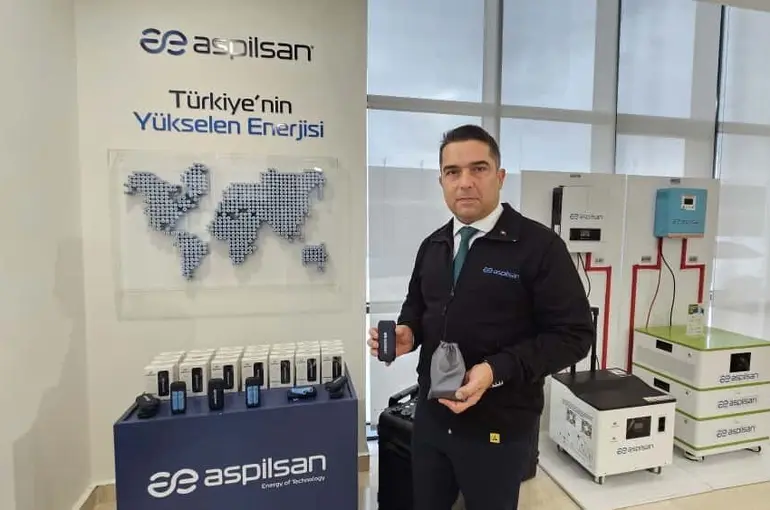 Bu taşınabilir güç kaynağı uçuşları güvenli hale getirecek
