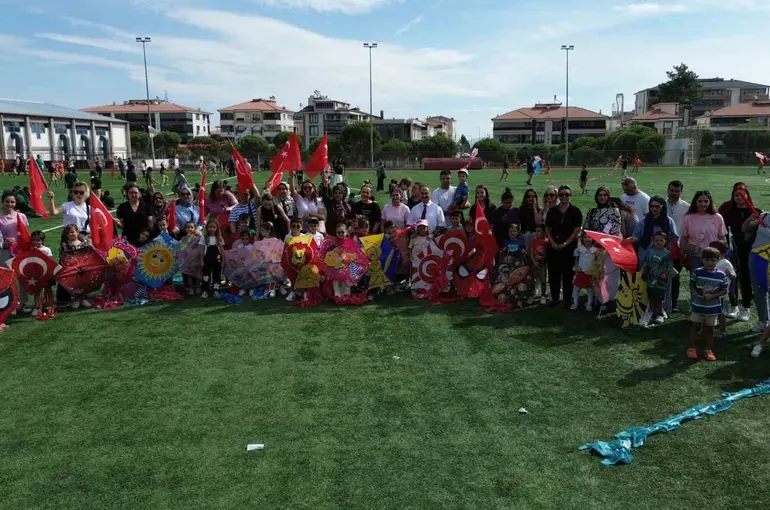 Buladan’da uçurtmalar Gazzeli çocuklar için uçtu
