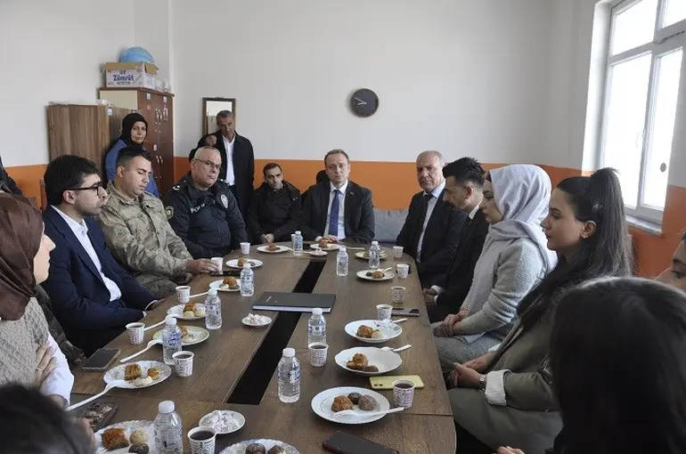 Bulanık’ta 17 bin öğrenci karne aldı
