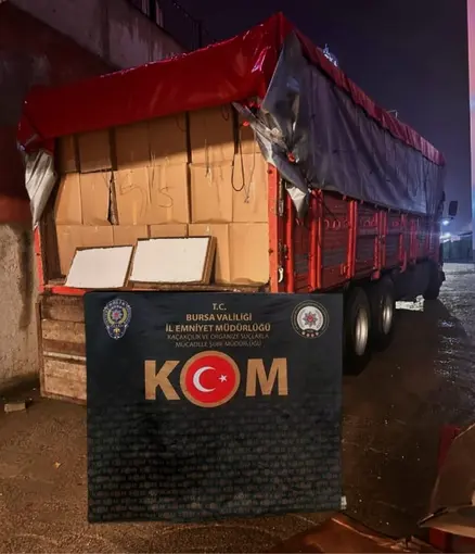 Bursa’da 4 milyonun üzerinde dolu makaron ele geçirildi
