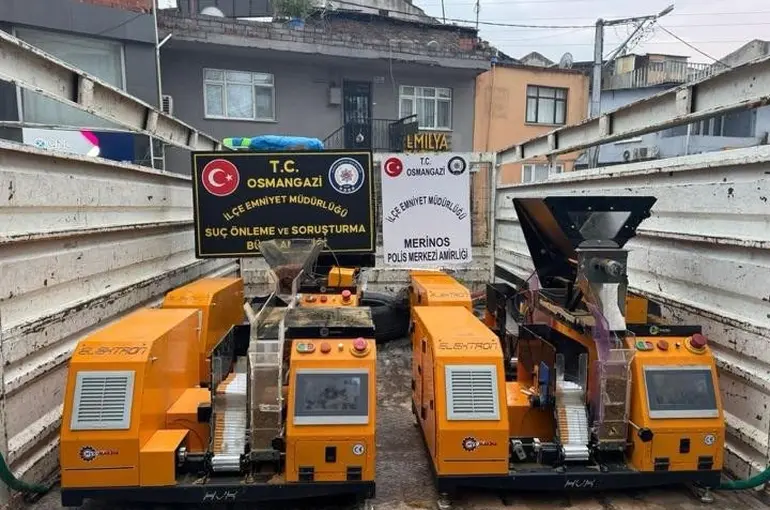 Bursa’da 87 bin 400 adet kaçak makaron sigara ele geçirildi
