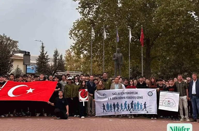 Bursa’da "Dünya yürüyüş günü" coşkusu
